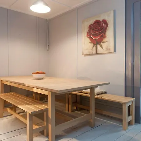 Georgian Grand شقة